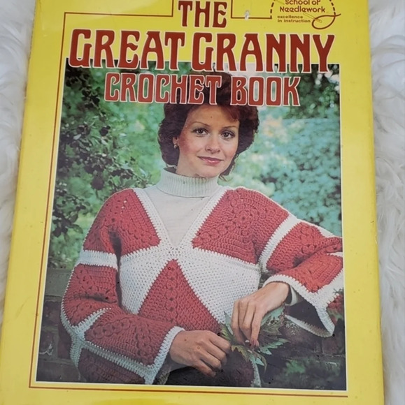 Vintage‎ Christmas Crochet Book - Picture 1 of 8